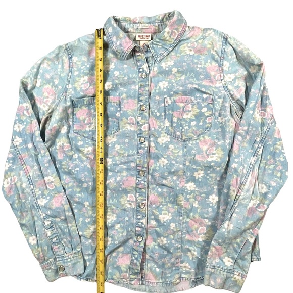 Mossimo Supply Co size large light blue button down pearl snap pink floral shirt - Picture 8 of 12
